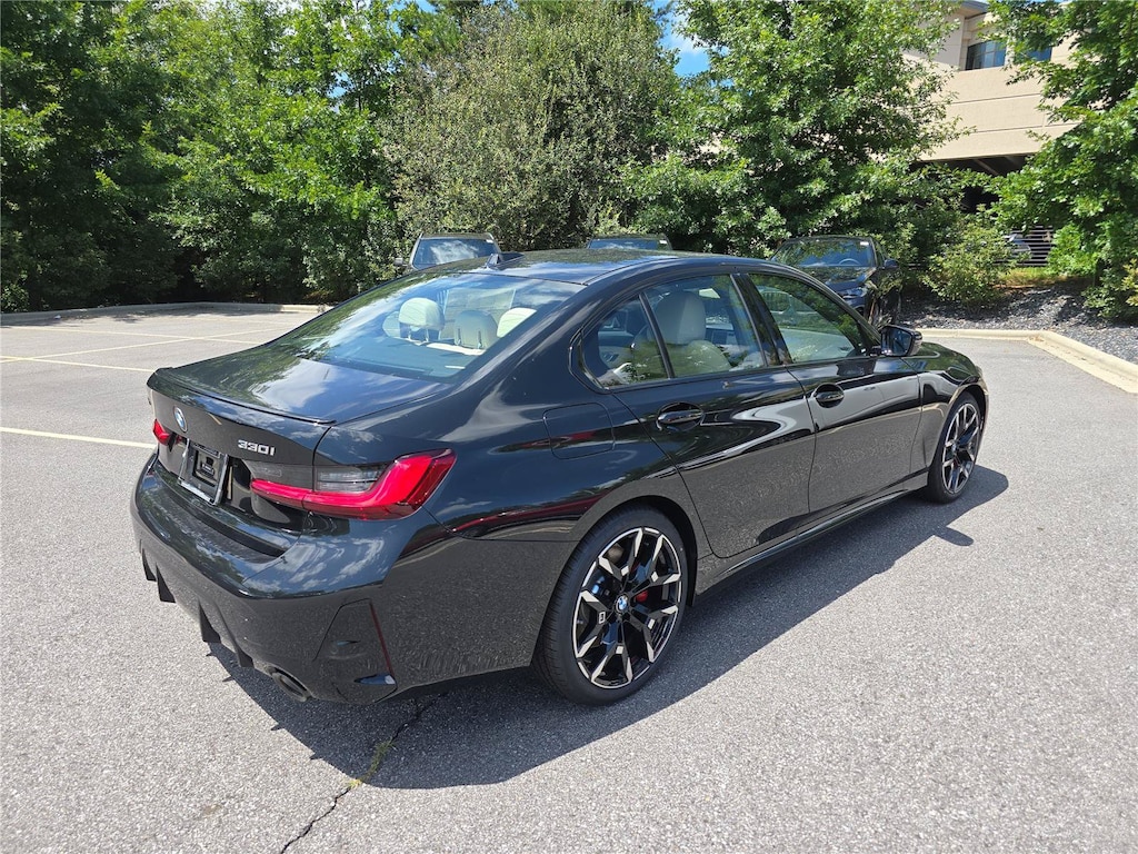 New 2026 BMW 330i Sedan