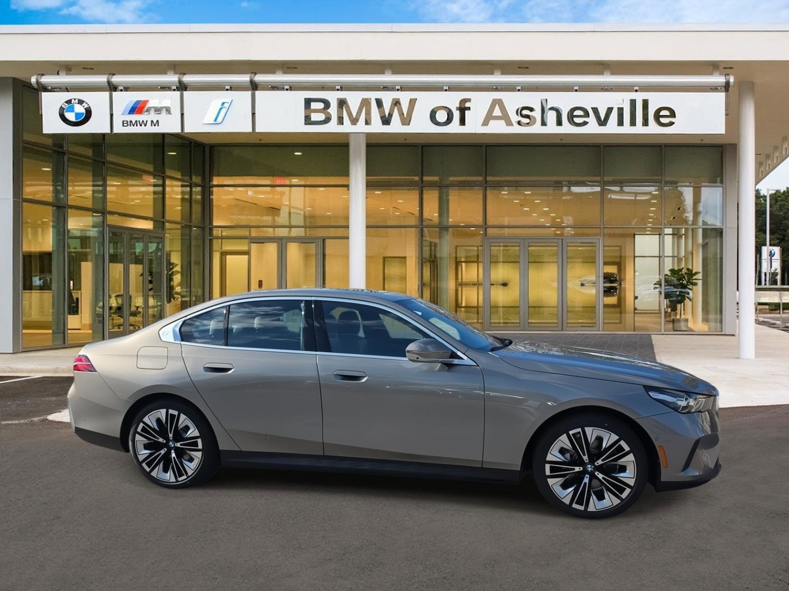 2026 BMW 5 Series 530i's photo