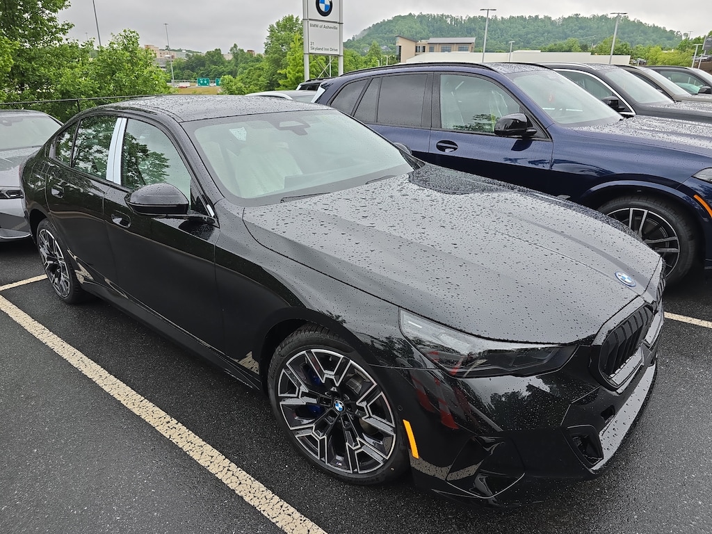 New 2027 BMW 550e Sedan