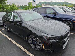 2027 BMW 550e Sedan