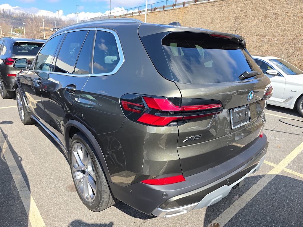 New 2026 BMW X5 PHEV SUV
