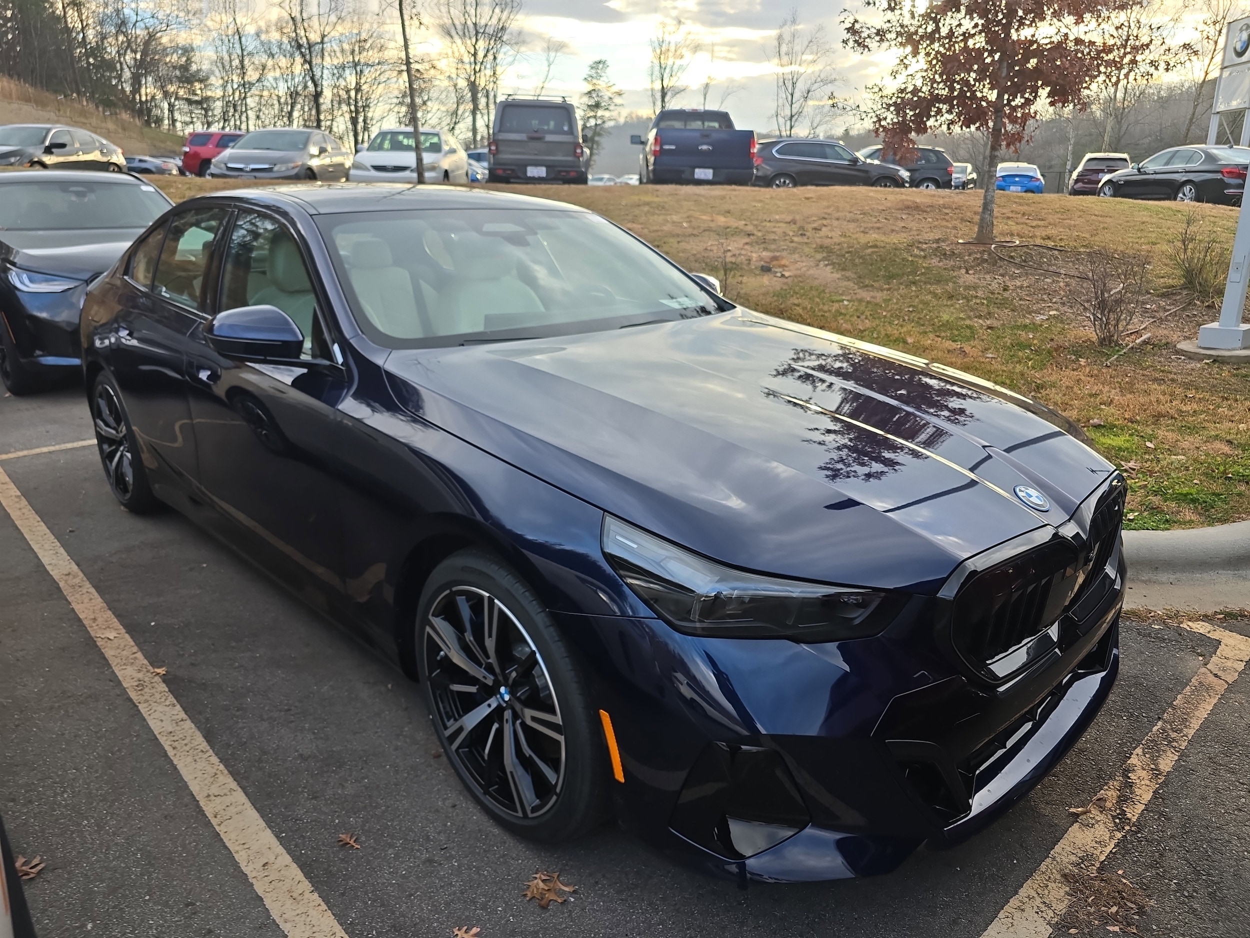 2026 BMW 5 Series 550e's photo