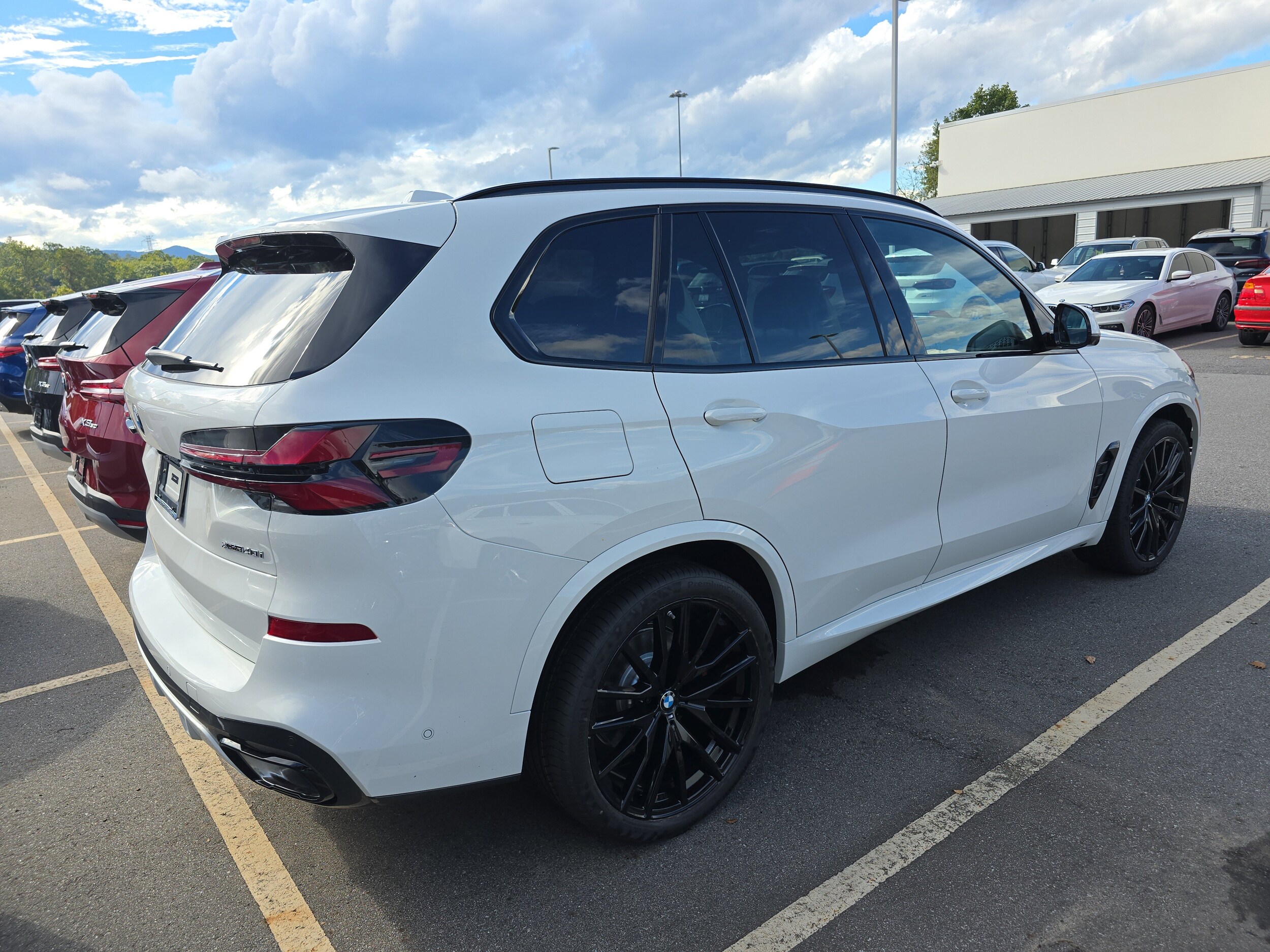 2026 Bmw X5 xDrive40i photo 2