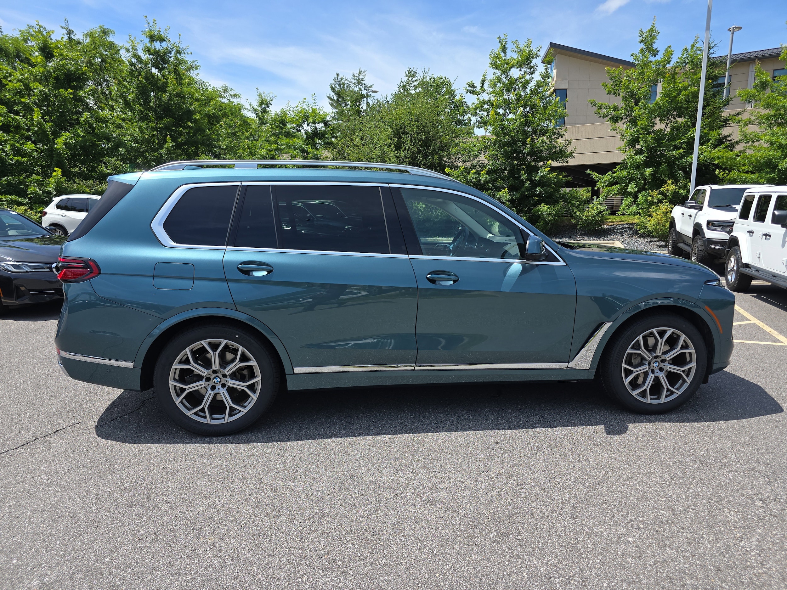 Certified 2023 BMW X7 40i with VIN 5UX23EM0XP9P22992 for sale in Arden, NC