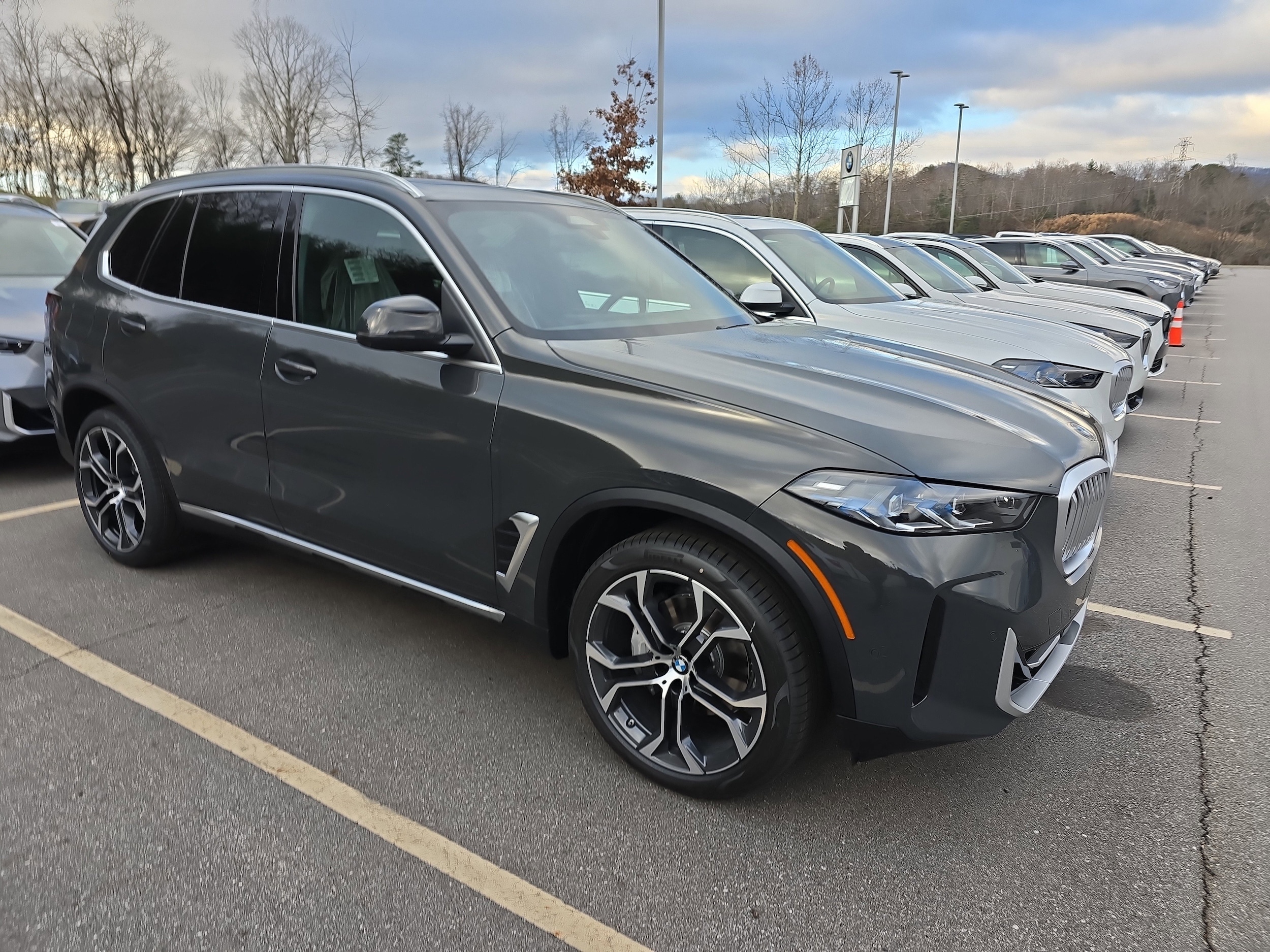 2026 BMW X5 40i's photo