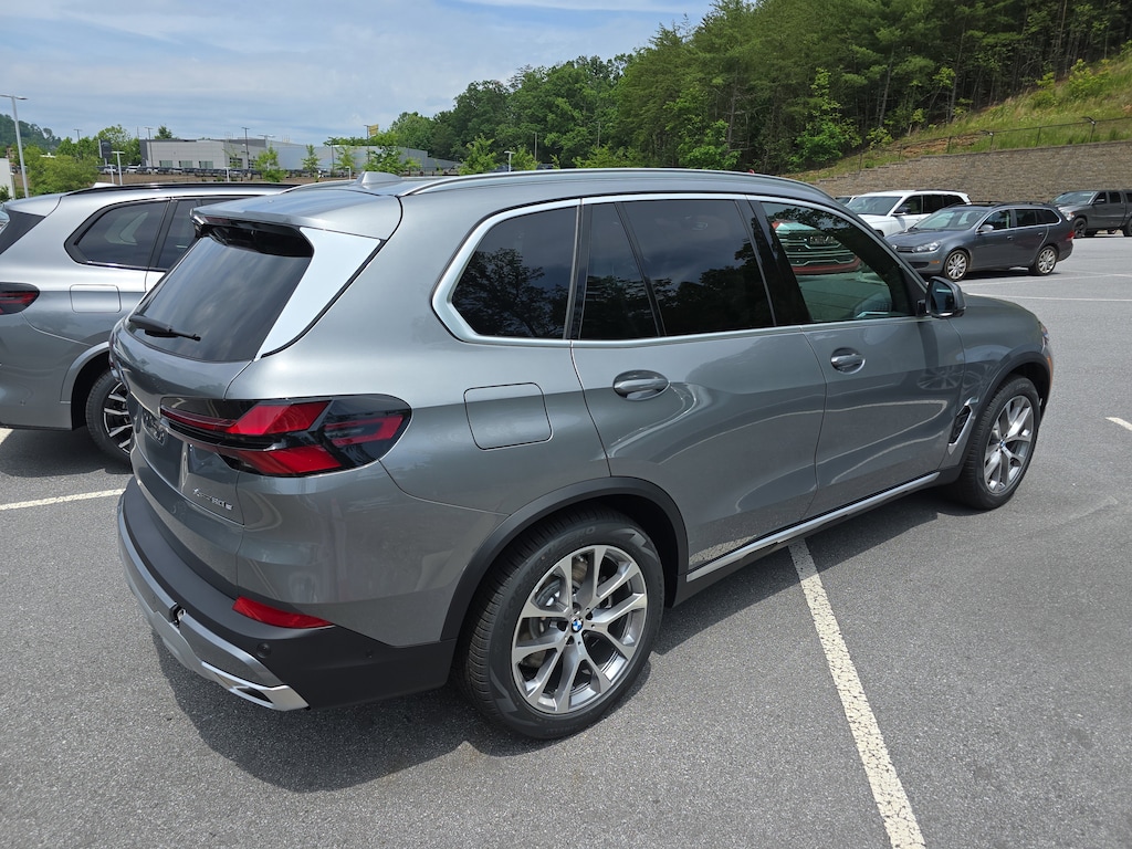 New 2026 BMW X5 PHEV SUV