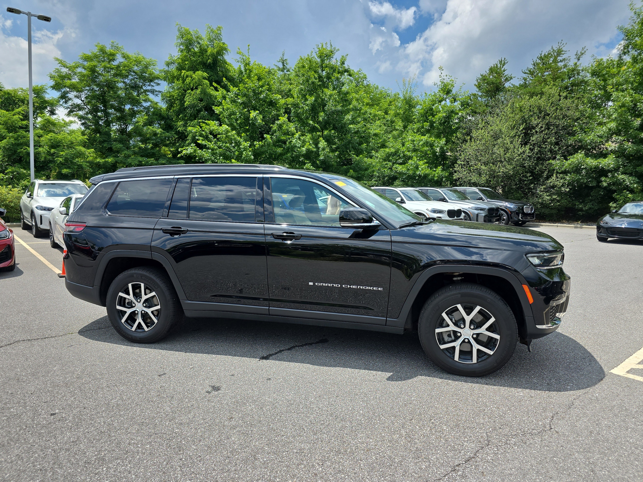 2025 Jeep Grand Cherokee L Limited 4WD