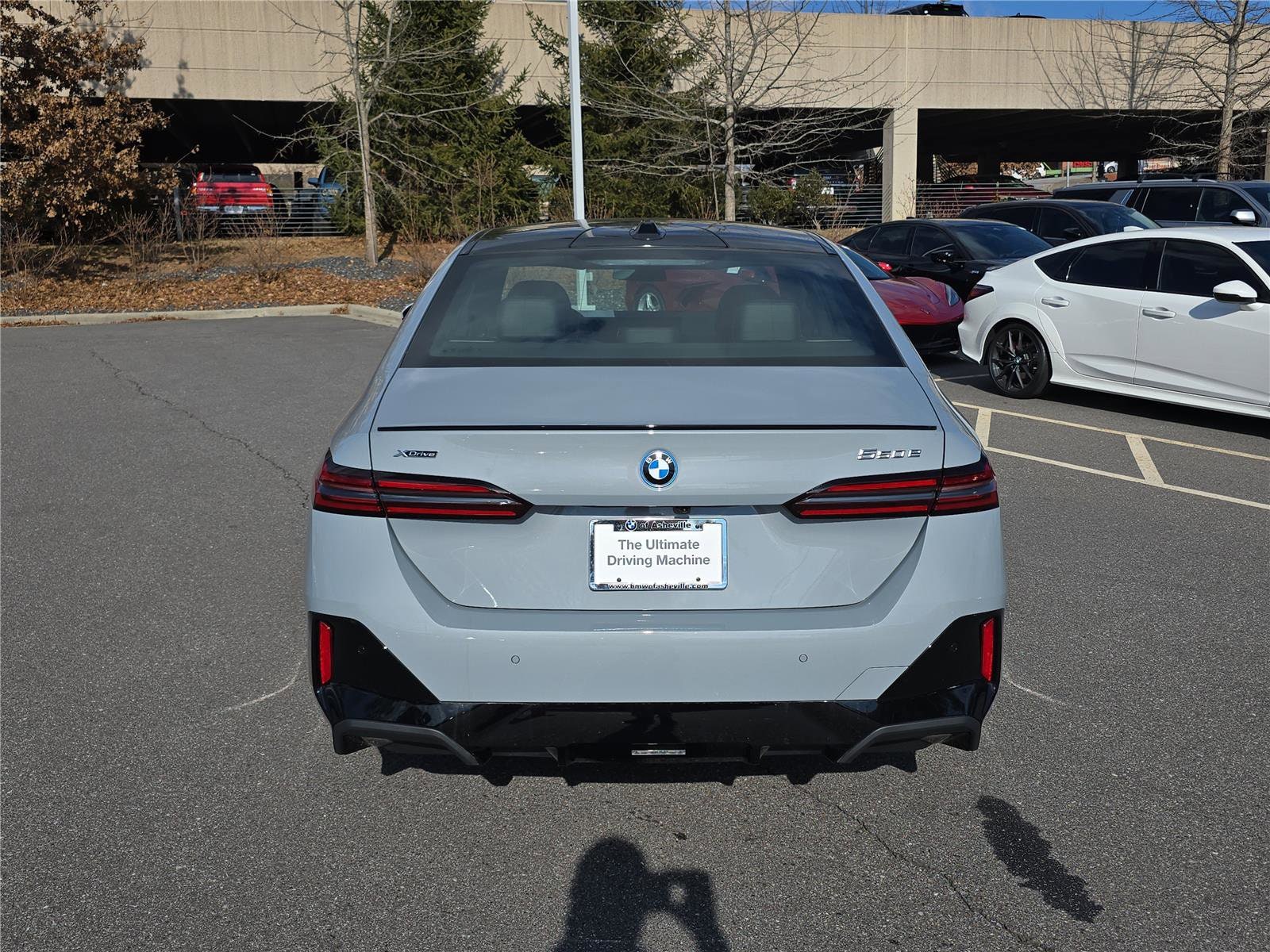 2026 BMW 5 Series 550e - Photo 4