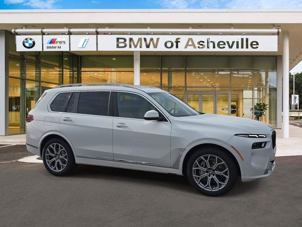 New 2026 BMW X7 SUV