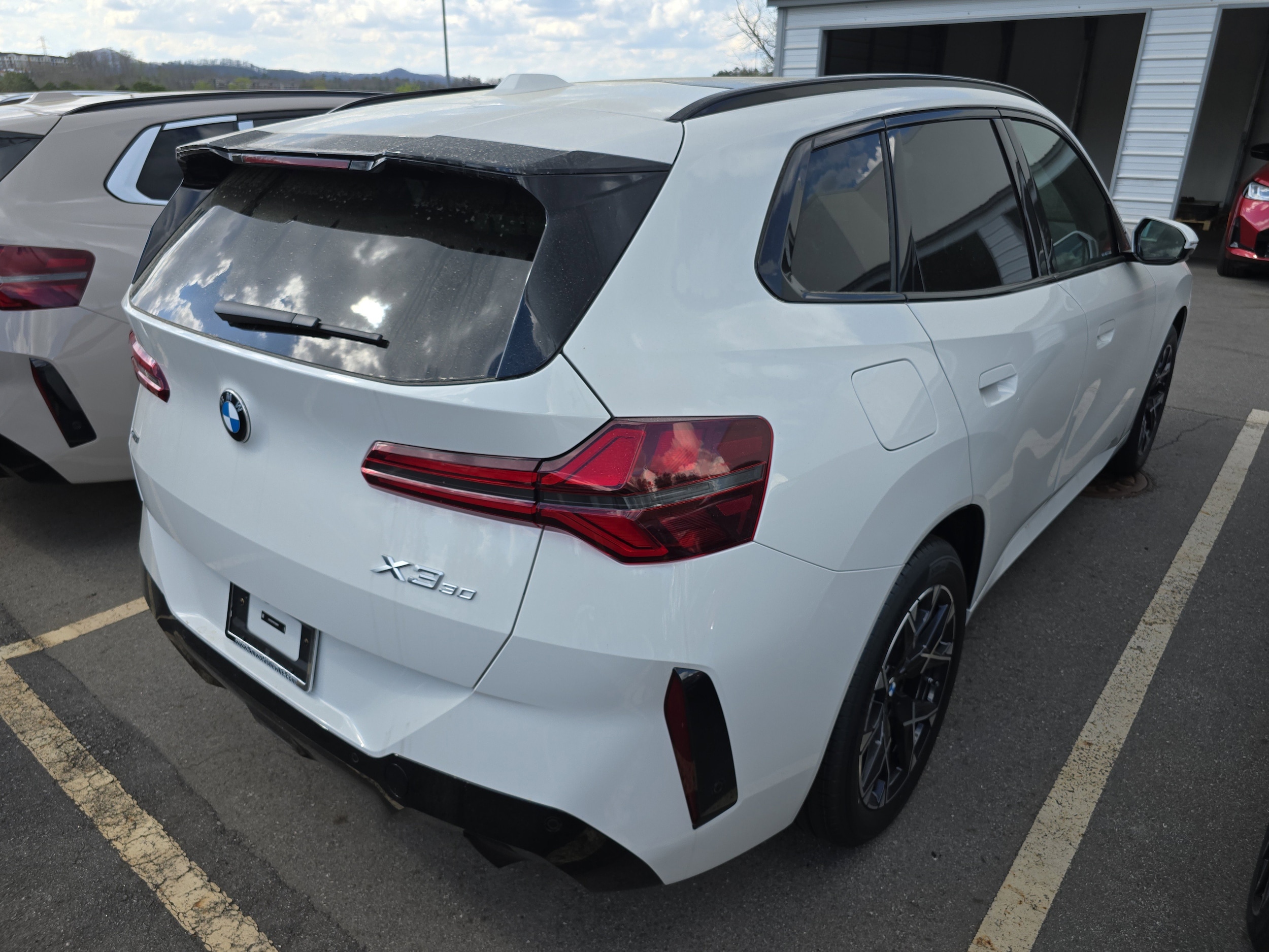 View vehicle photo 2