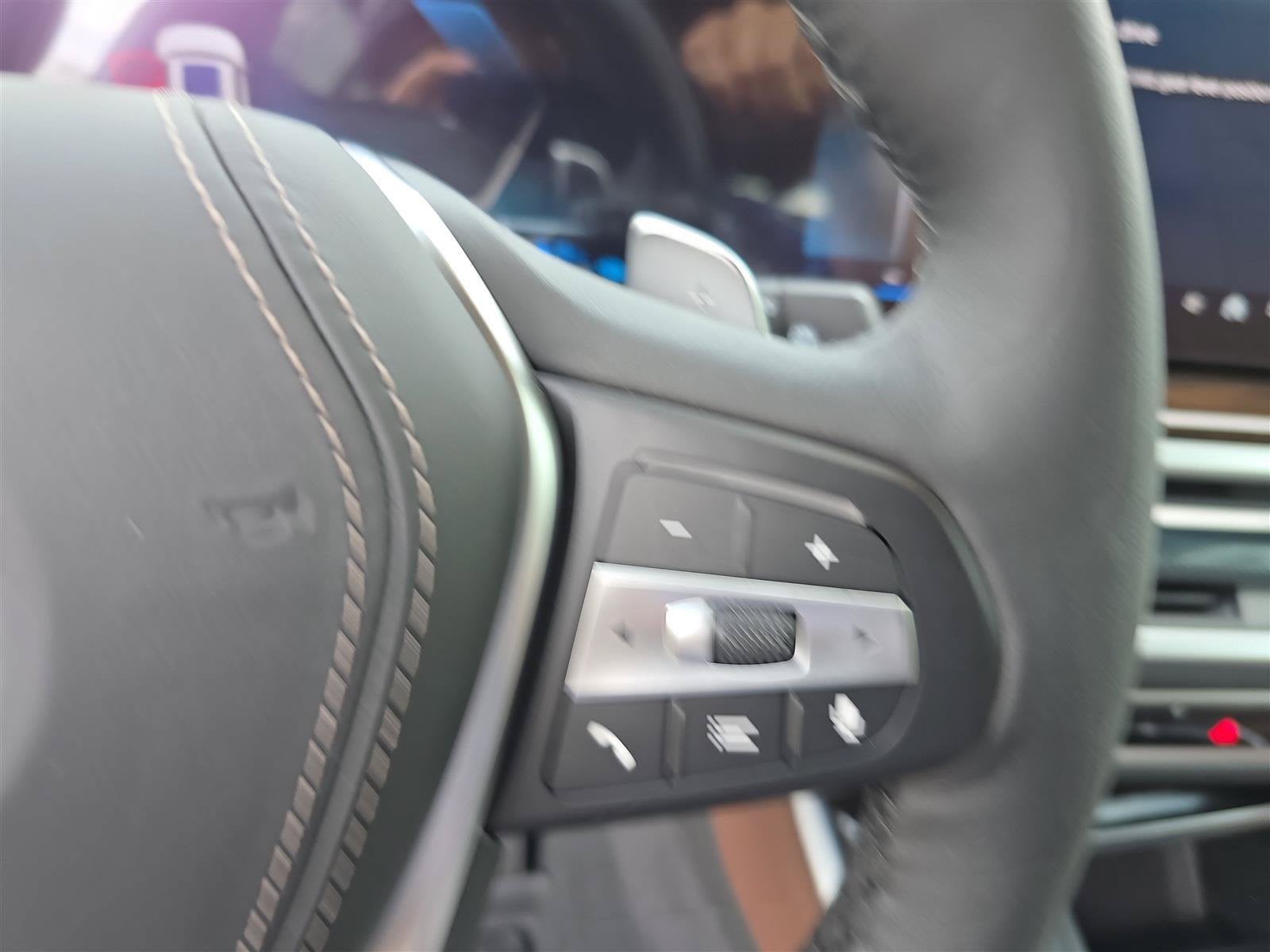 2026 BMW X5 50e - Photo 34