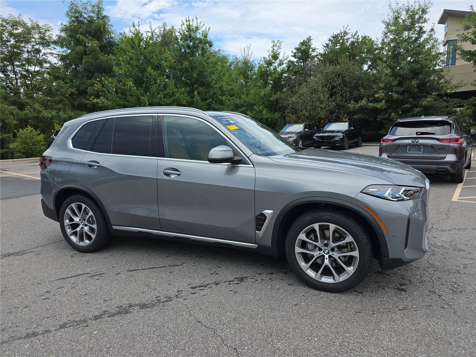 Skyscraper Gray Metallic 2026 BMW X5 SUV / Crossover All-Wheel Drive 8-Speed Automatic