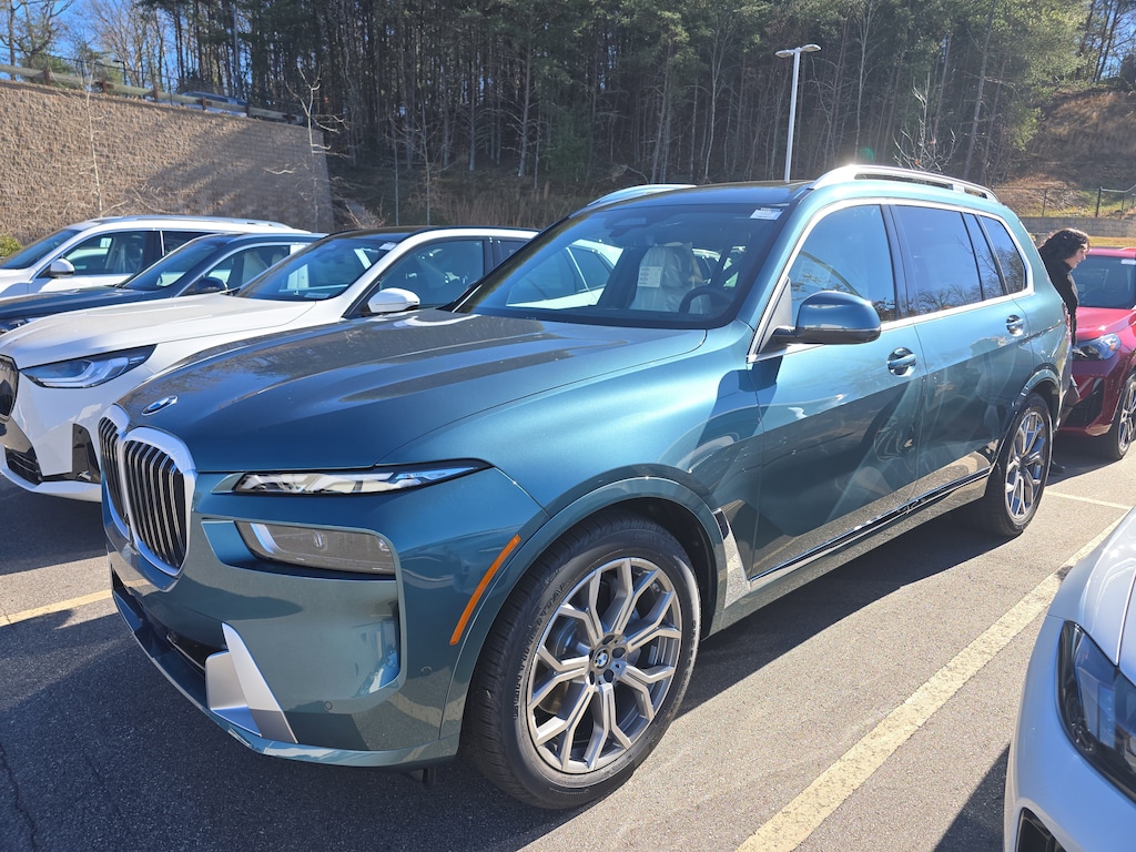 New 2026 BMW X7 SUV