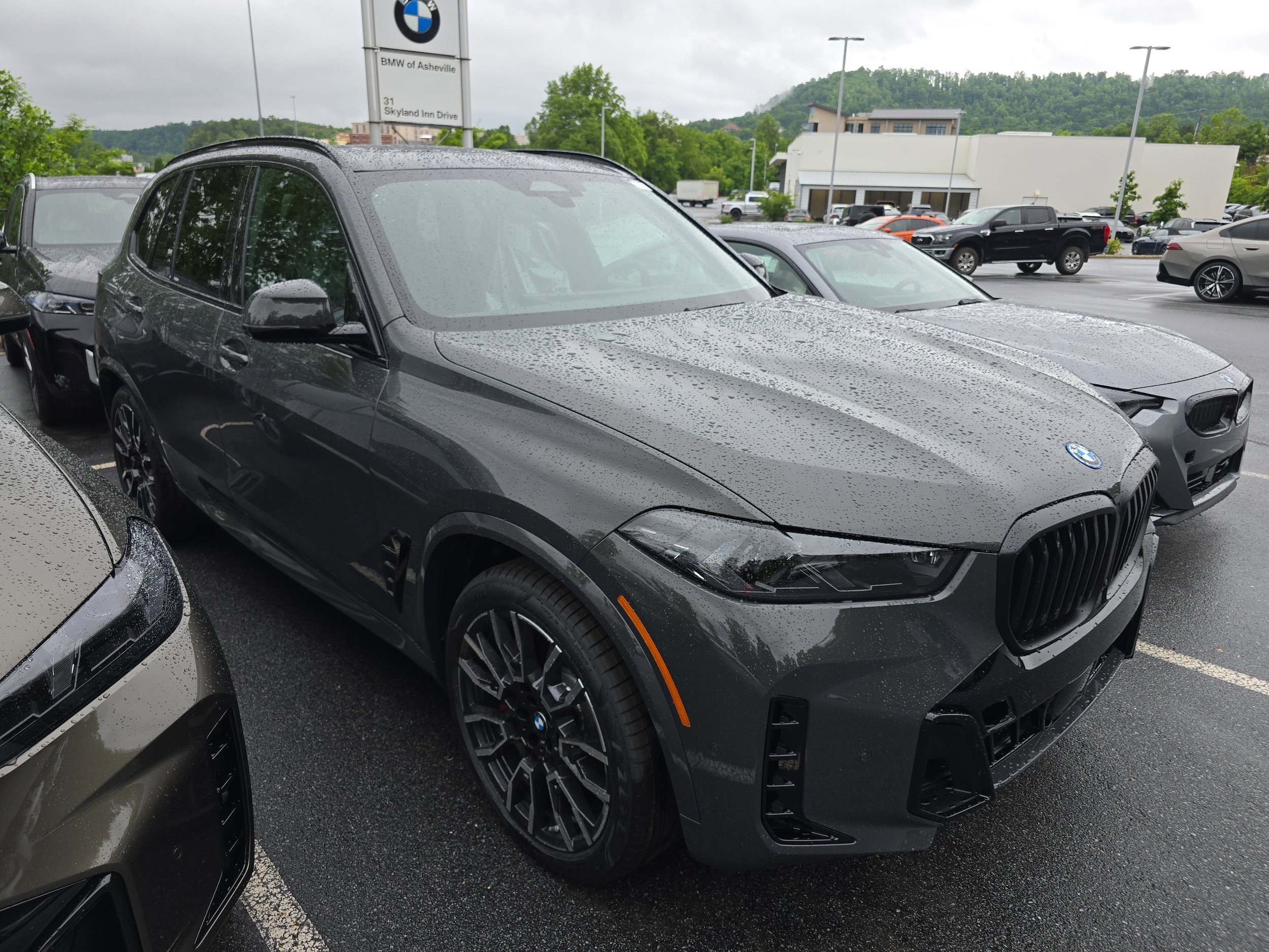 2026 BMW X5 xDrive50e's photo