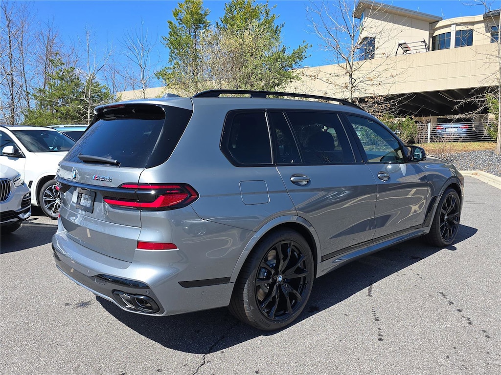 New 2026 BMW X7 SUV
