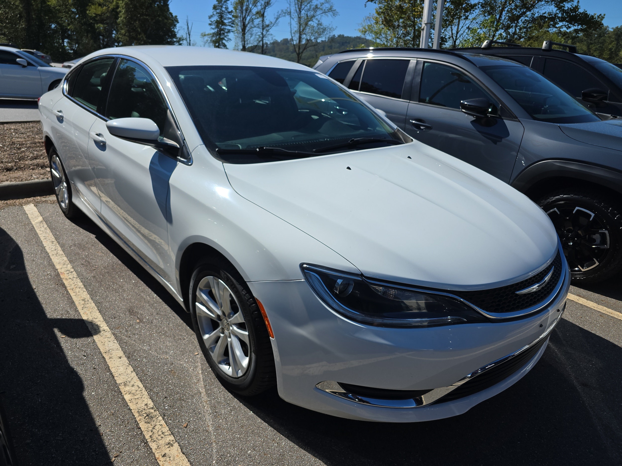 Used 2017 Chrysler 200 Limited with VIN 1C3CCCAB3HN500789 for sale in Arden, NC