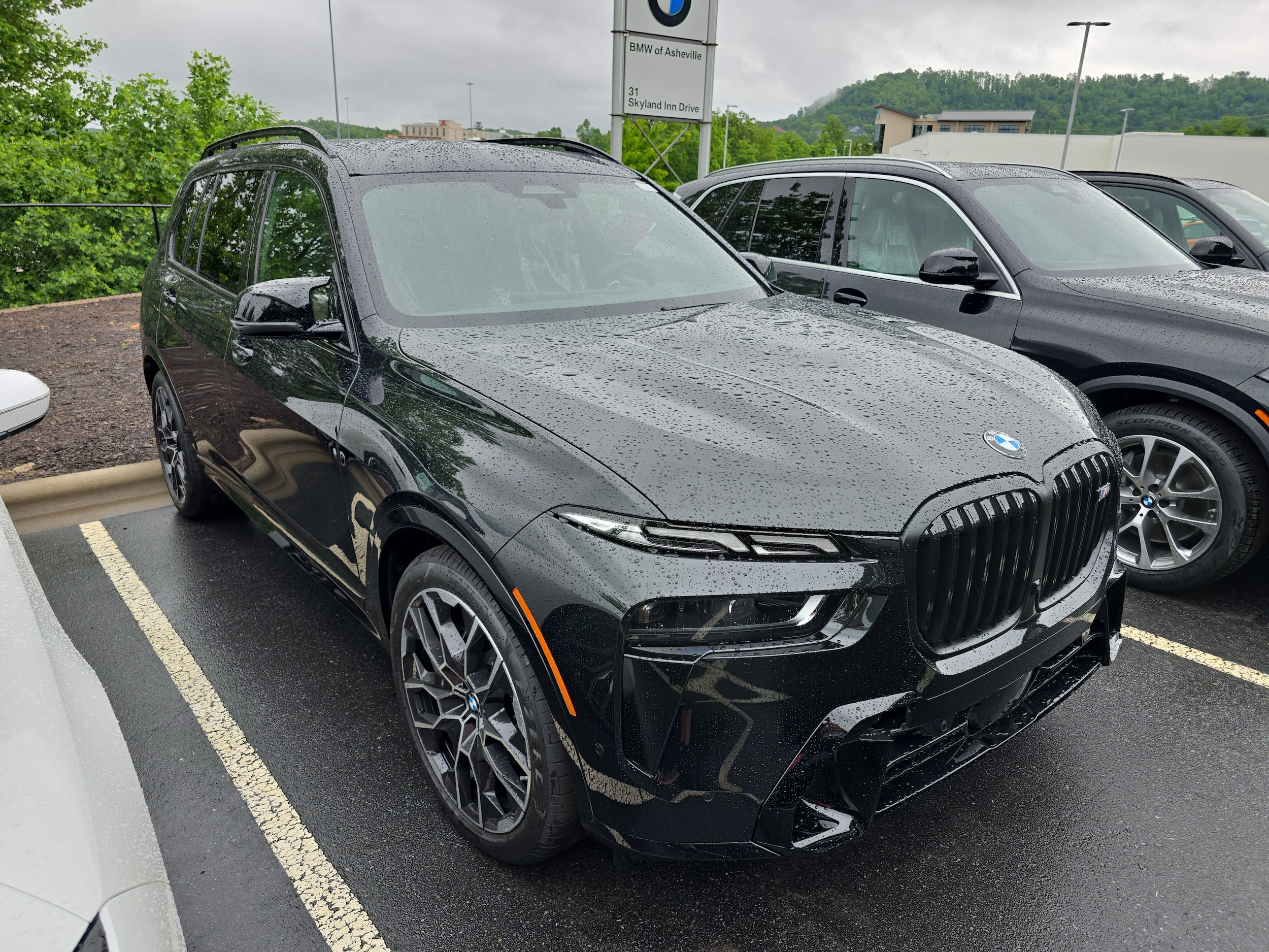 2027 BMW X7 M60i's photo