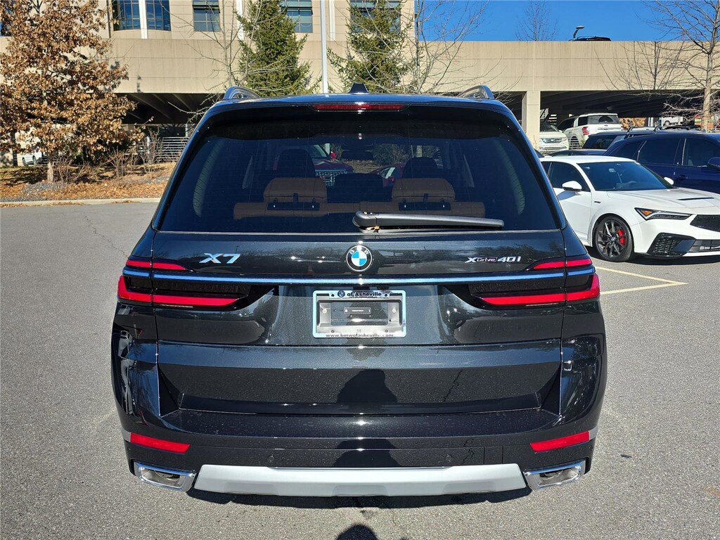 New 2026 BMW X7 SUV