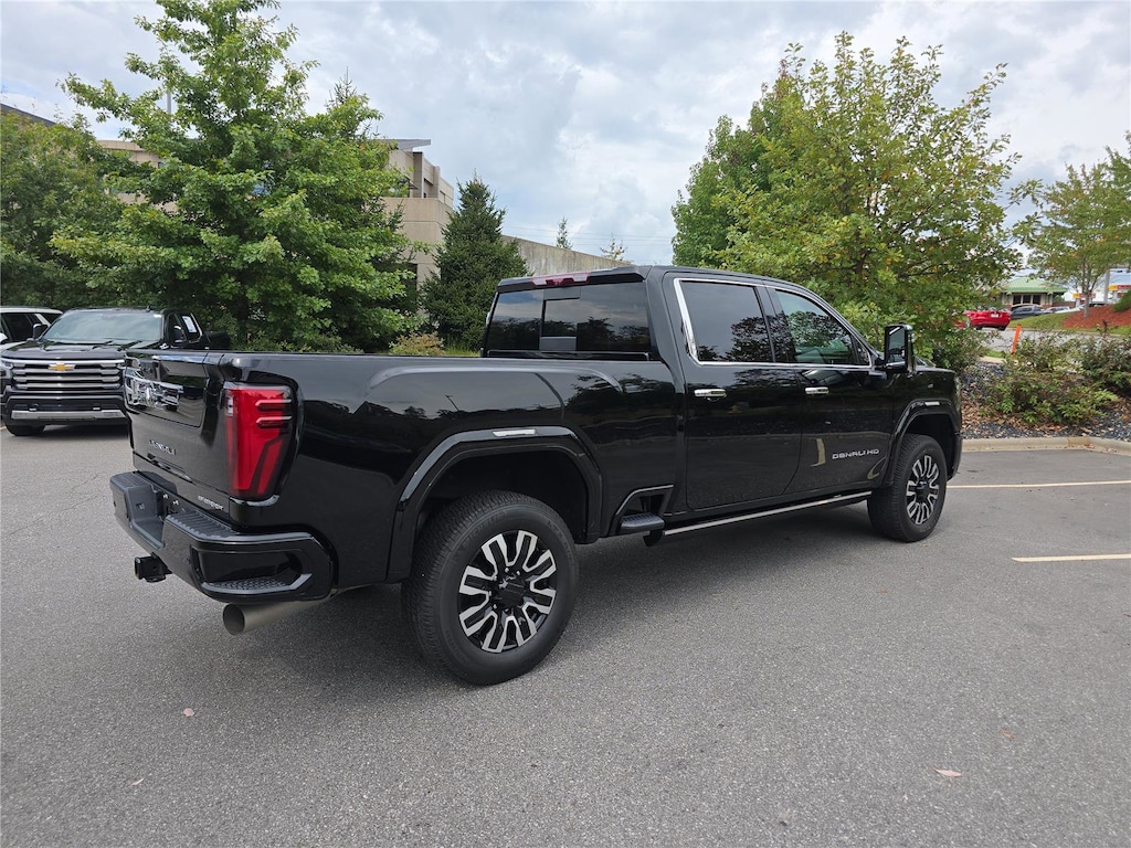 Used 2024 GMC Sierra 2500HD Denali Ultimate Truck