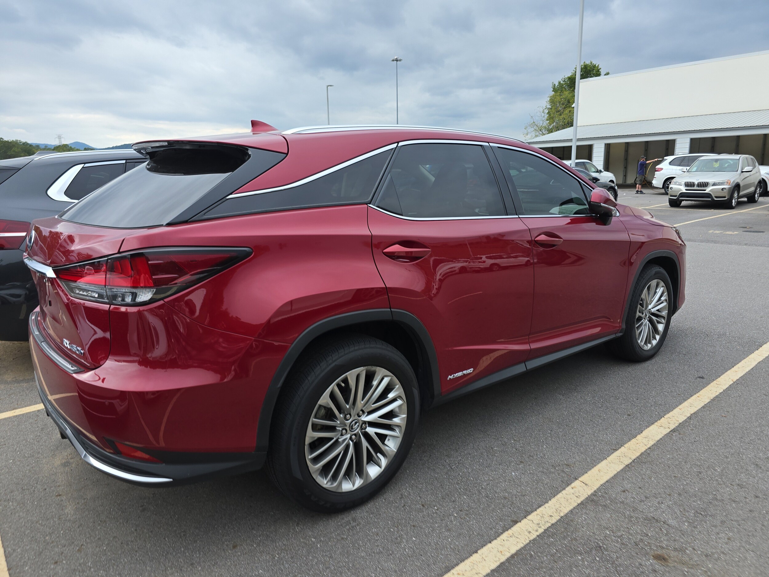 2020 Lexus RX 450h Luxury photo 2