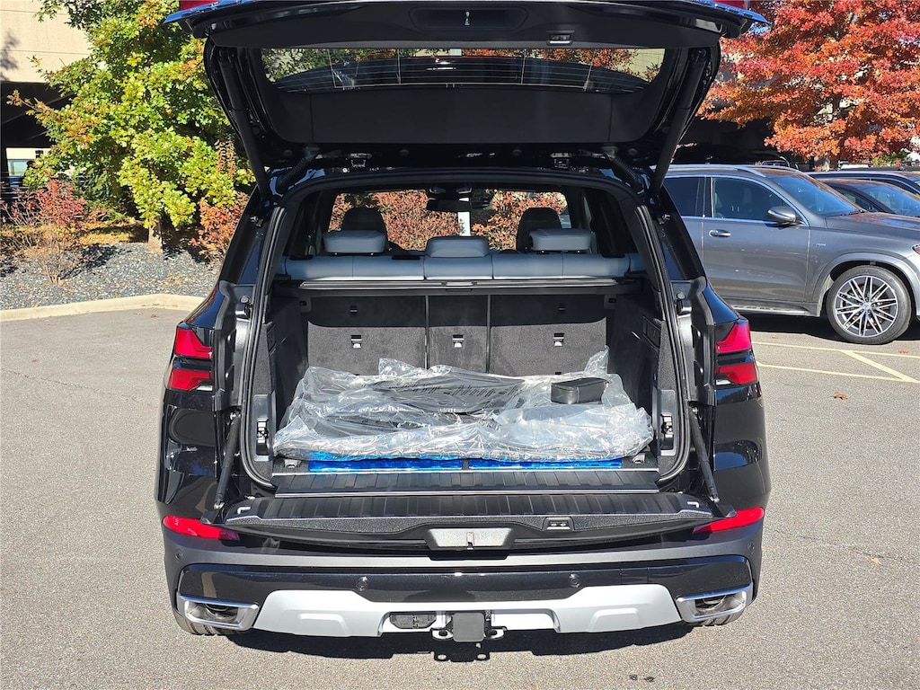 New 2026 BMW X5 PHEV SUV