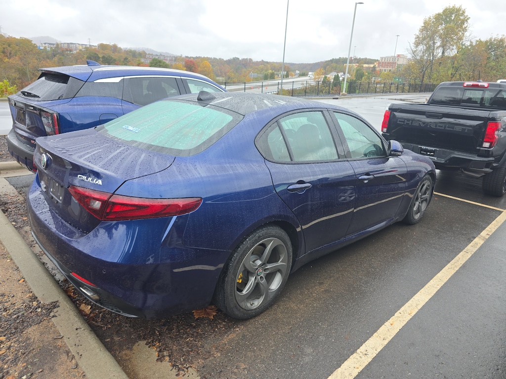 Used 2017 Alfa Romeo Giulia Base Sedan
