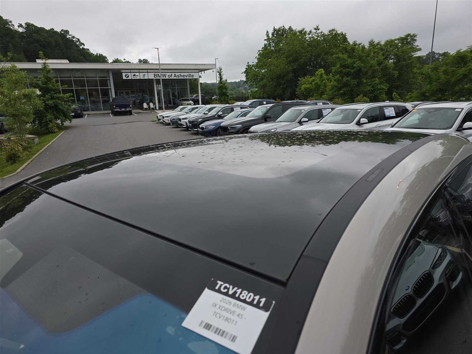 2026 BMW iX 45 - Photo 13