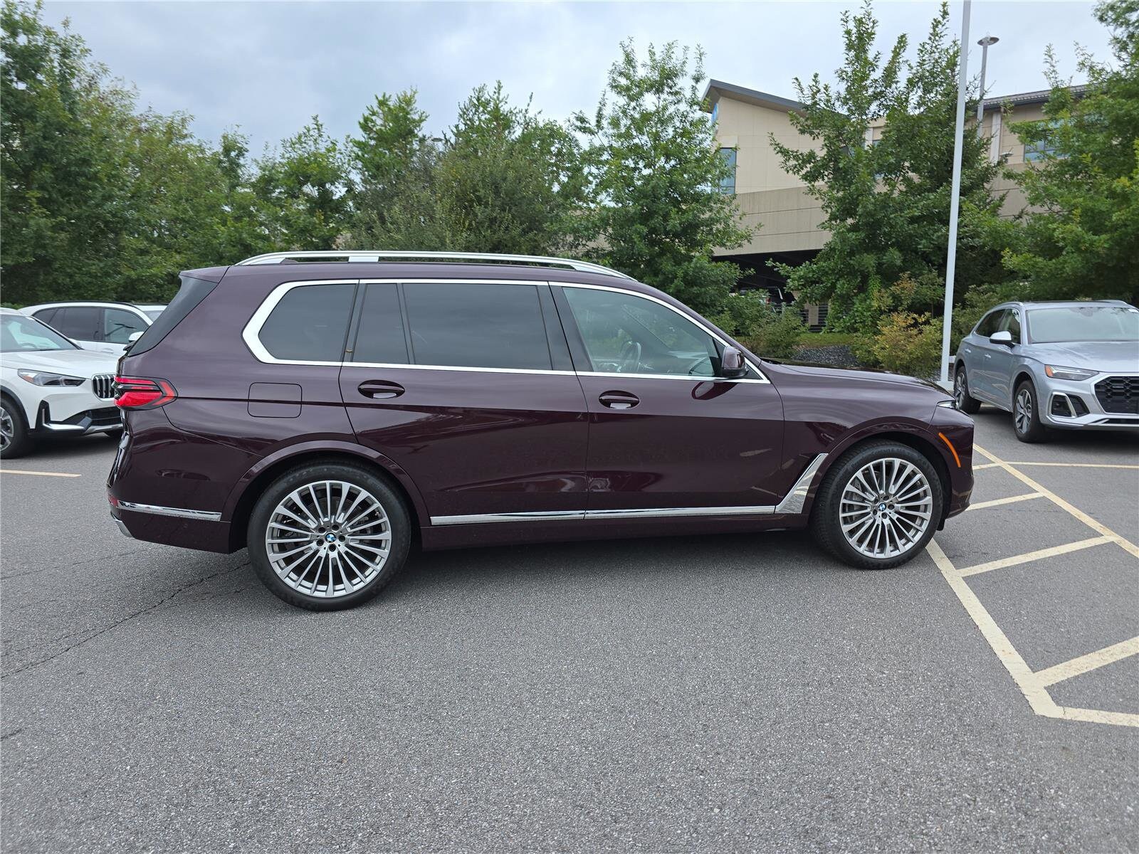 2023 Bmw X7 xDrive40i photo 2