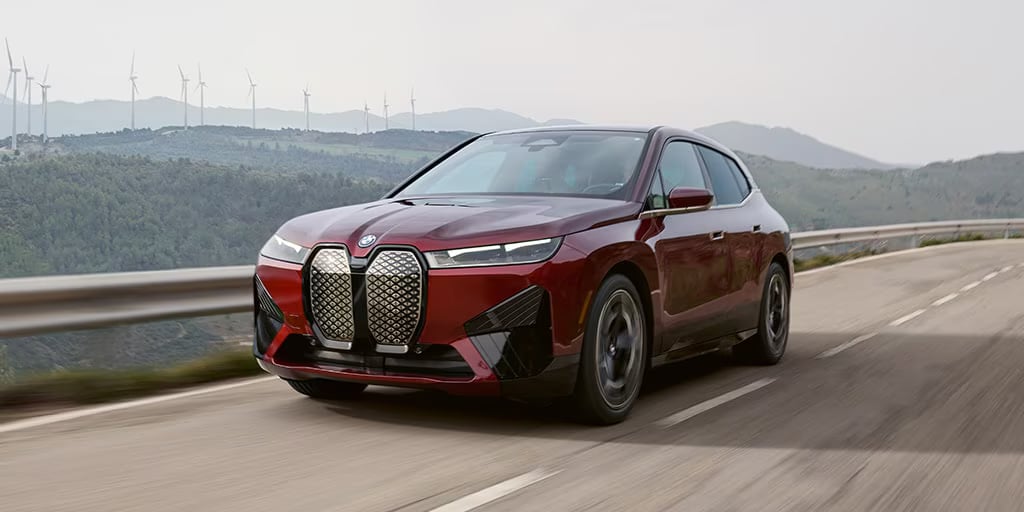 2025-bmw-ix-cruising.png