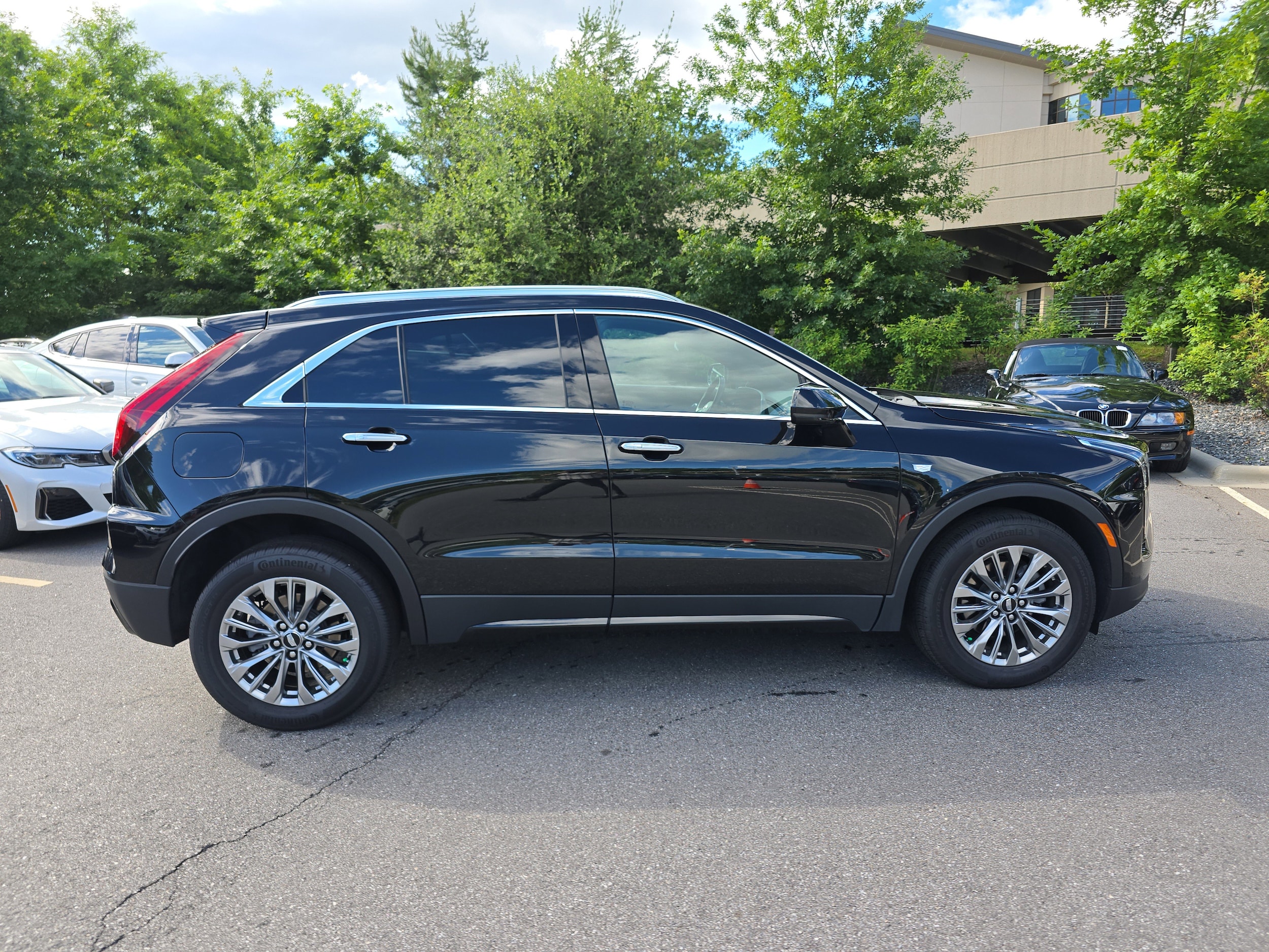 Used 2024 Cadillac XT4 Premium Luxury with VIN 1GYFZDR49RF178703 for sale in Arden, NC