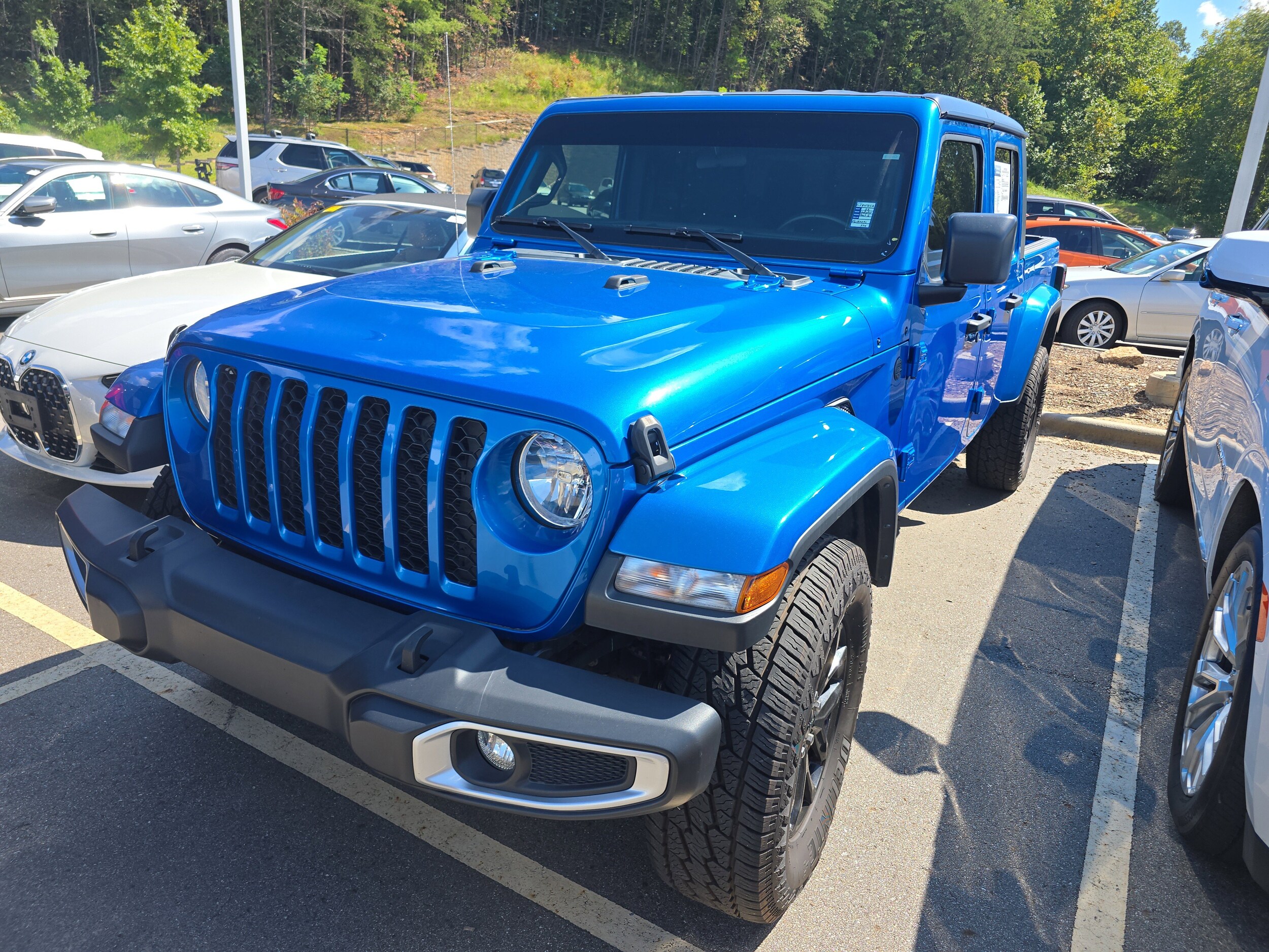 2022 Jeep Gladiator Sport photo 3