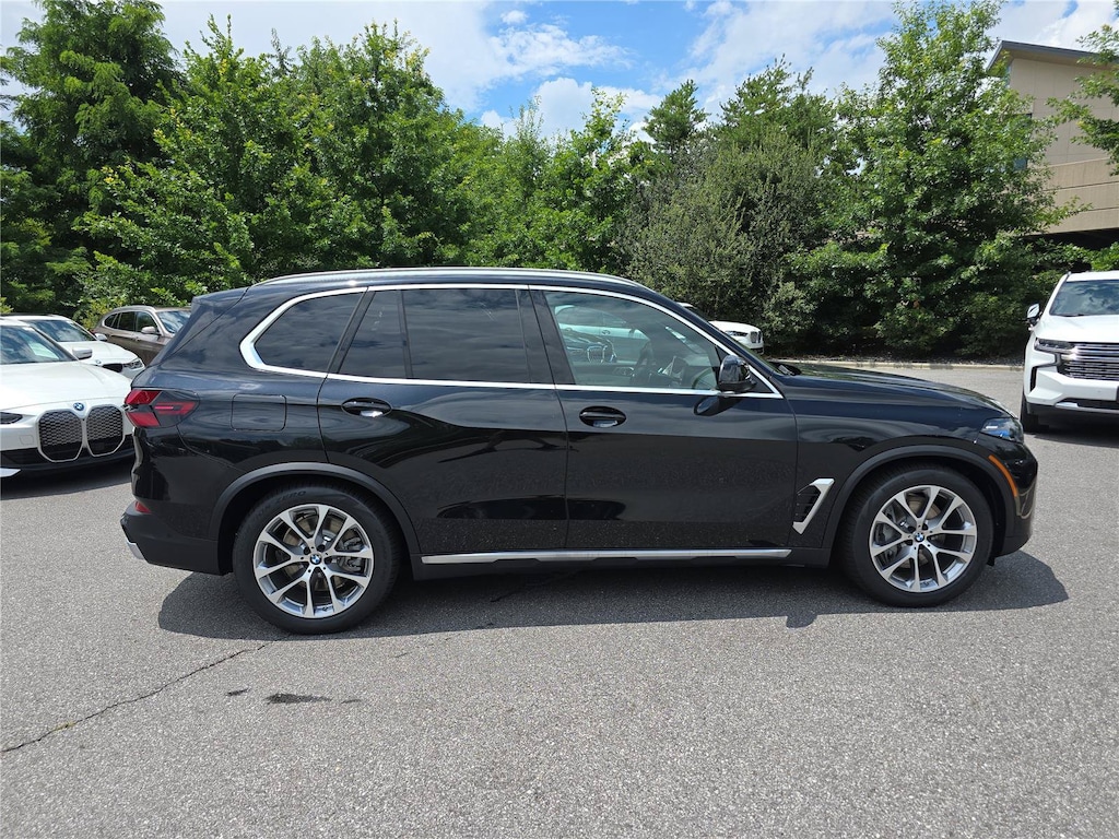New 2026 BMW X5 PHEV SUV