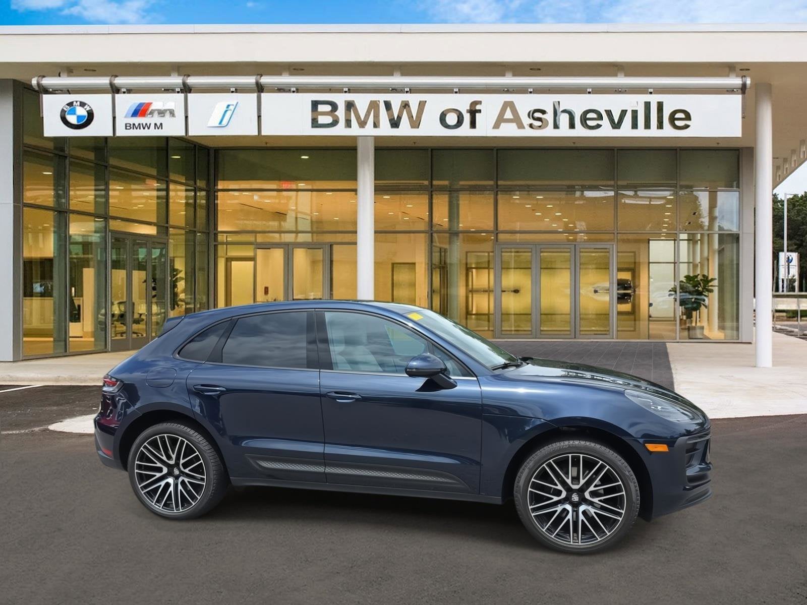 2023 Porsche Macan