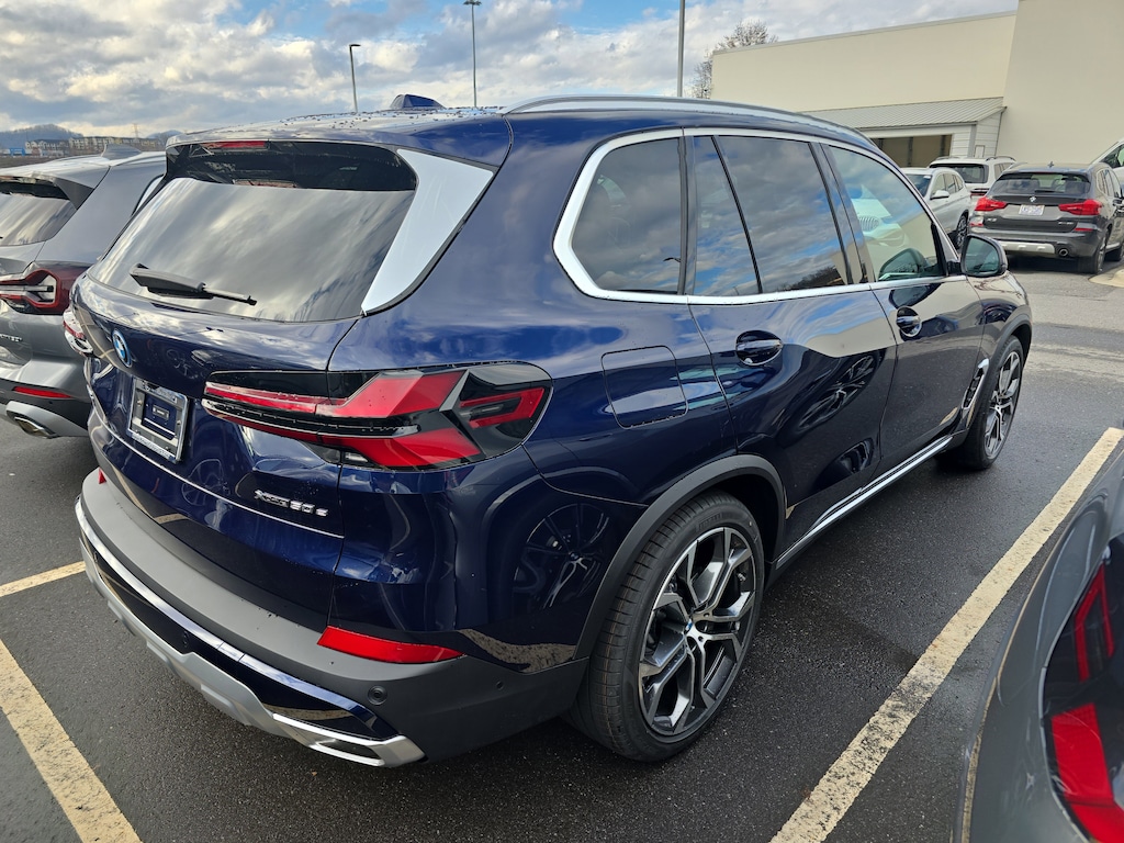 New 2026 BMW X5 PHEV SUV