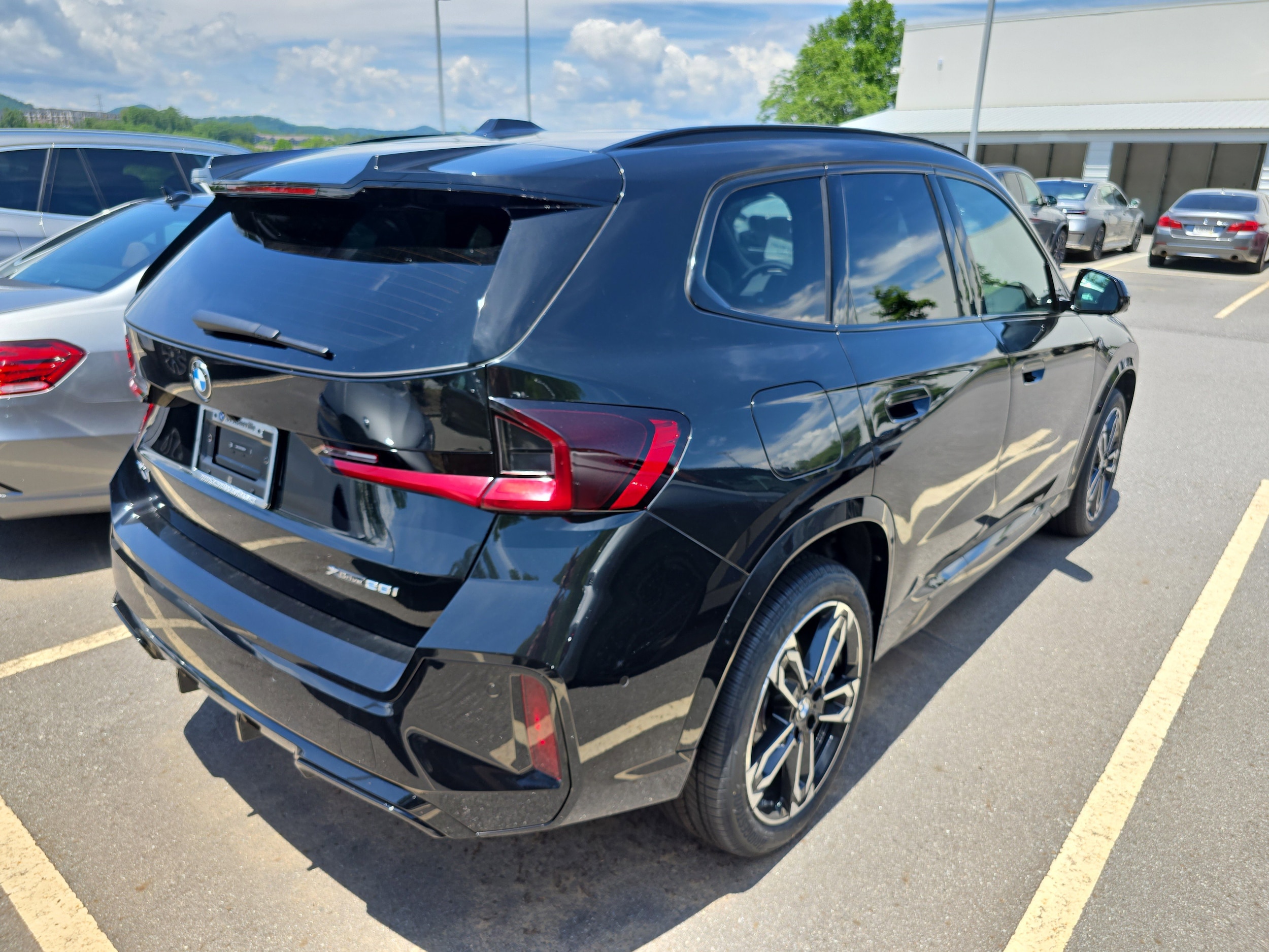 2026 BMW X1 xDrive28i's photo