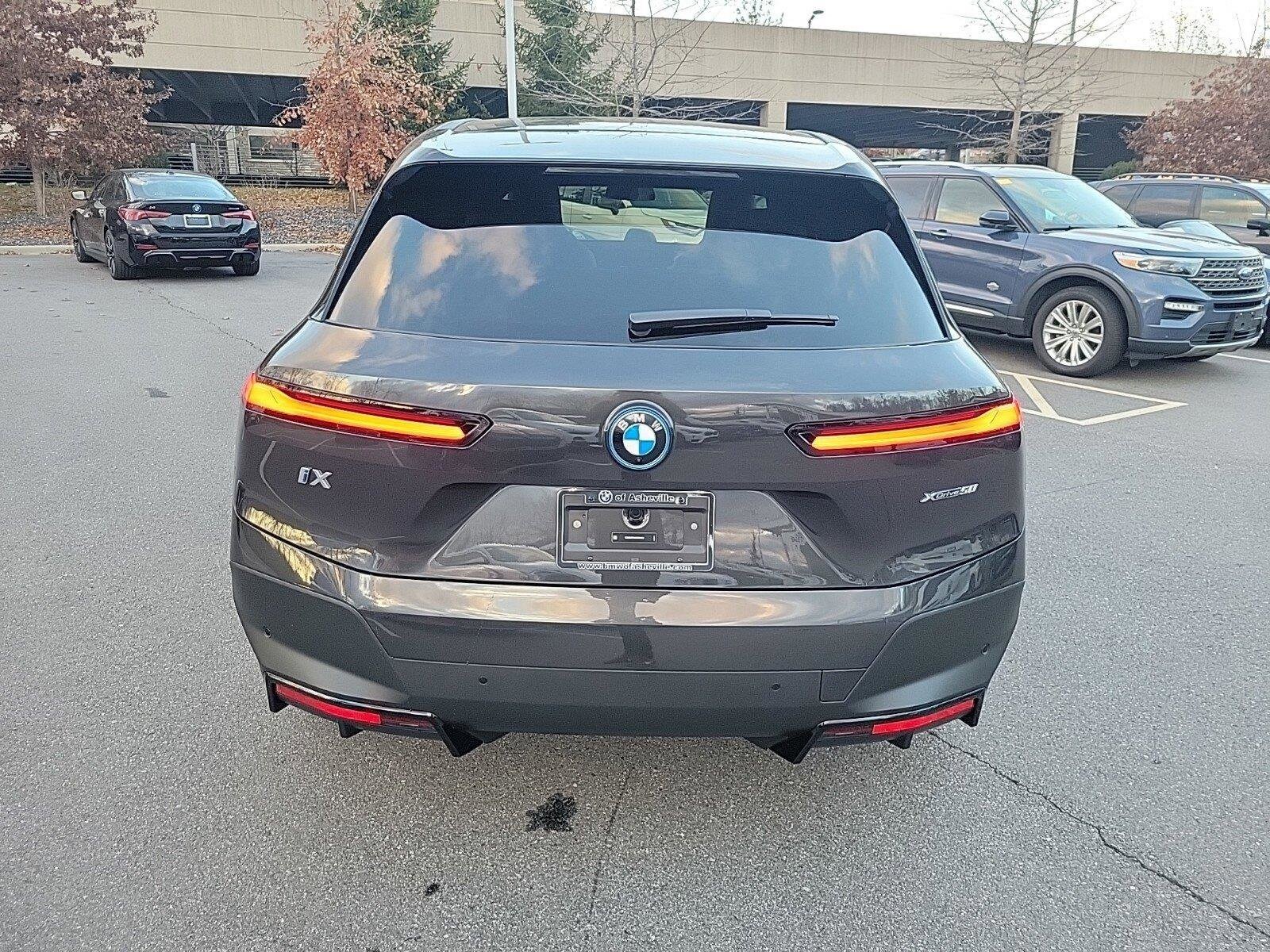 2025 Bmw iX photo 4
