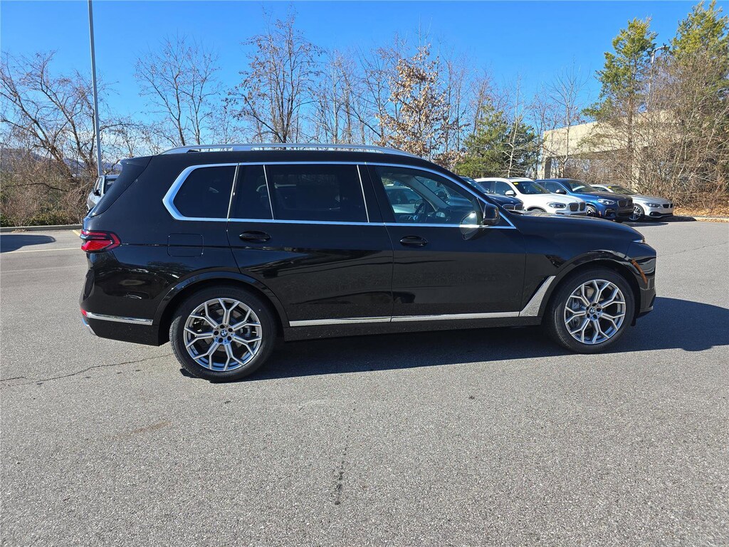 New 2026 BMW X7 SUV