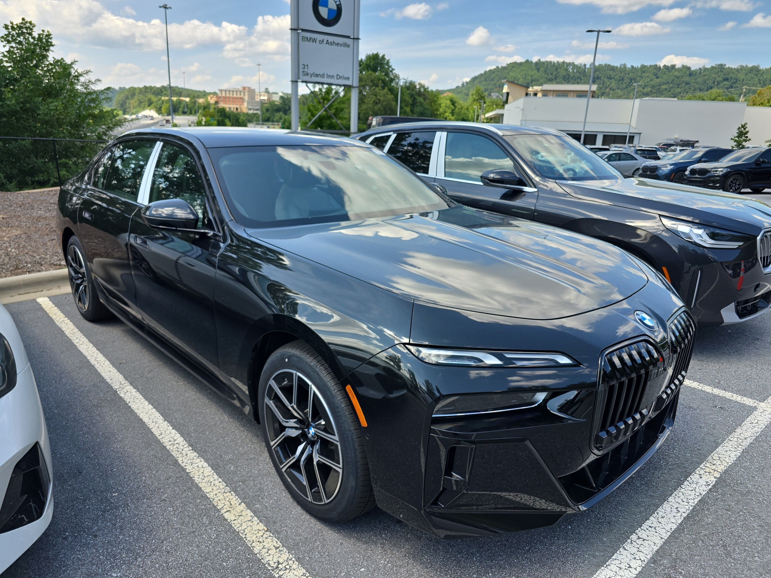 Black Sapphire 2026 BMW 7 Series Sedan All-Wheel Drive 8-Speed Automatic