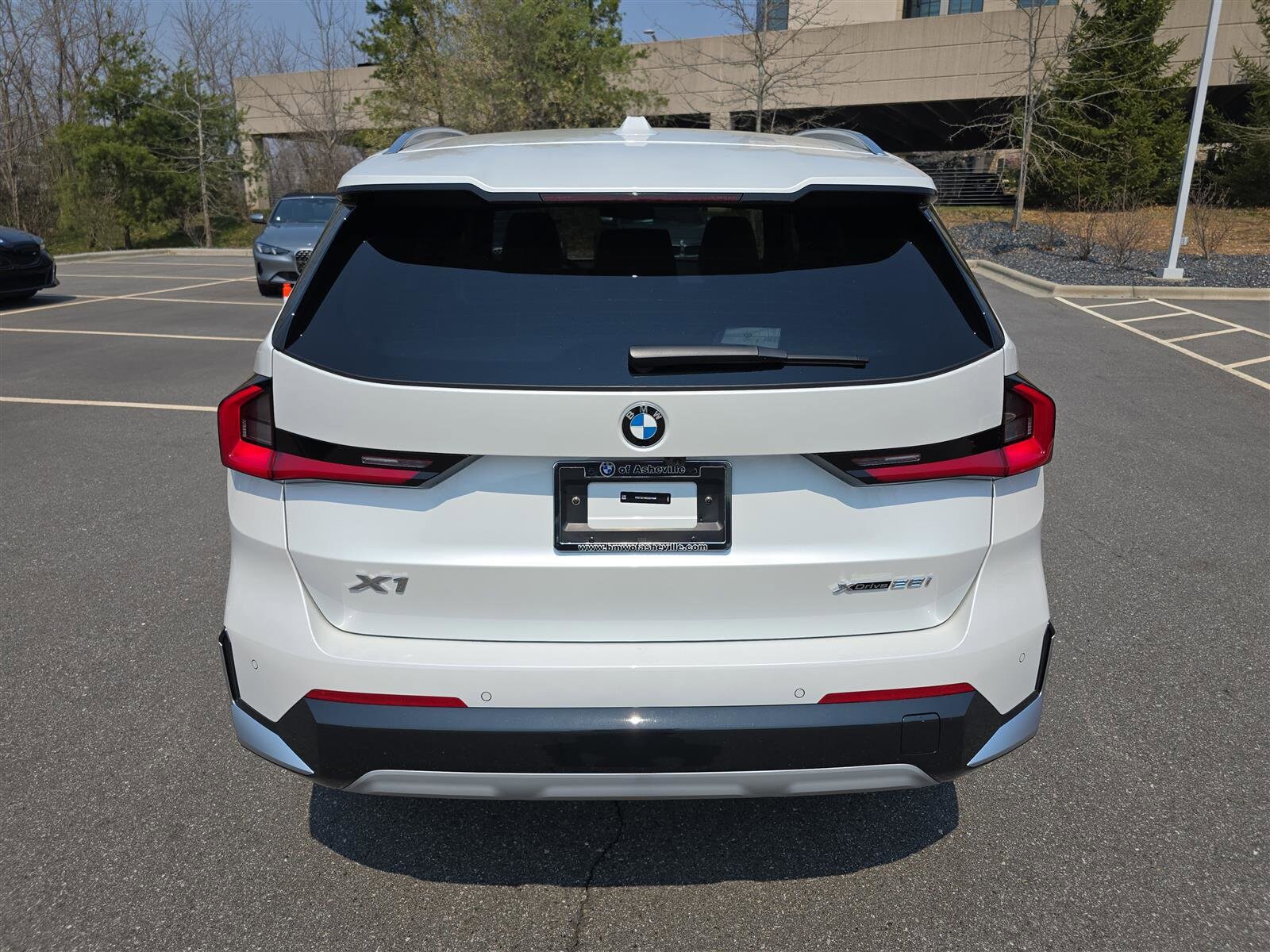 2025 Bmw X1 X1 xDrive28i photo 4
