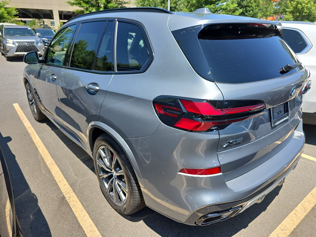 New 2026 BMW X5 PHEV SUV