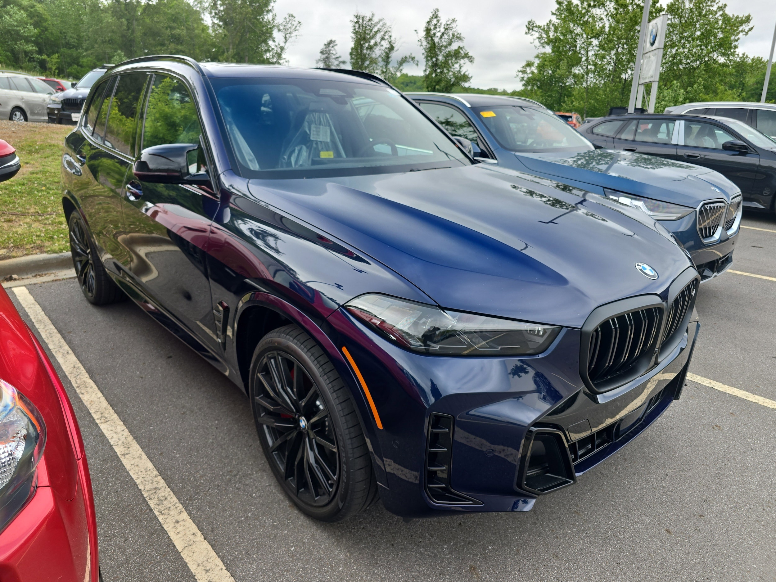 2026 BMW X5 M60i's photo