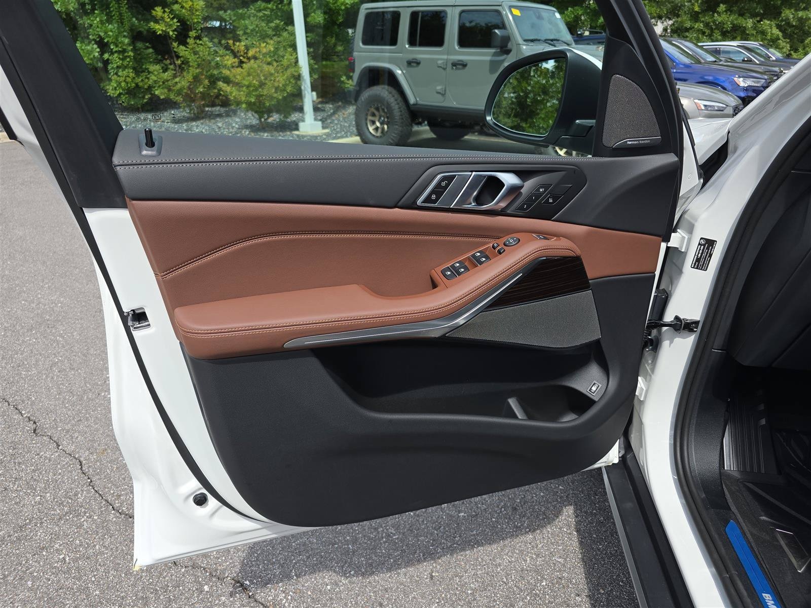 2026 BMW X5 50e - Photo 21