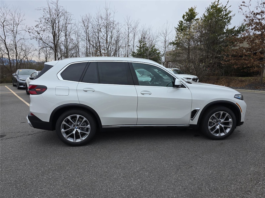New 2026 BMW X5 SUV