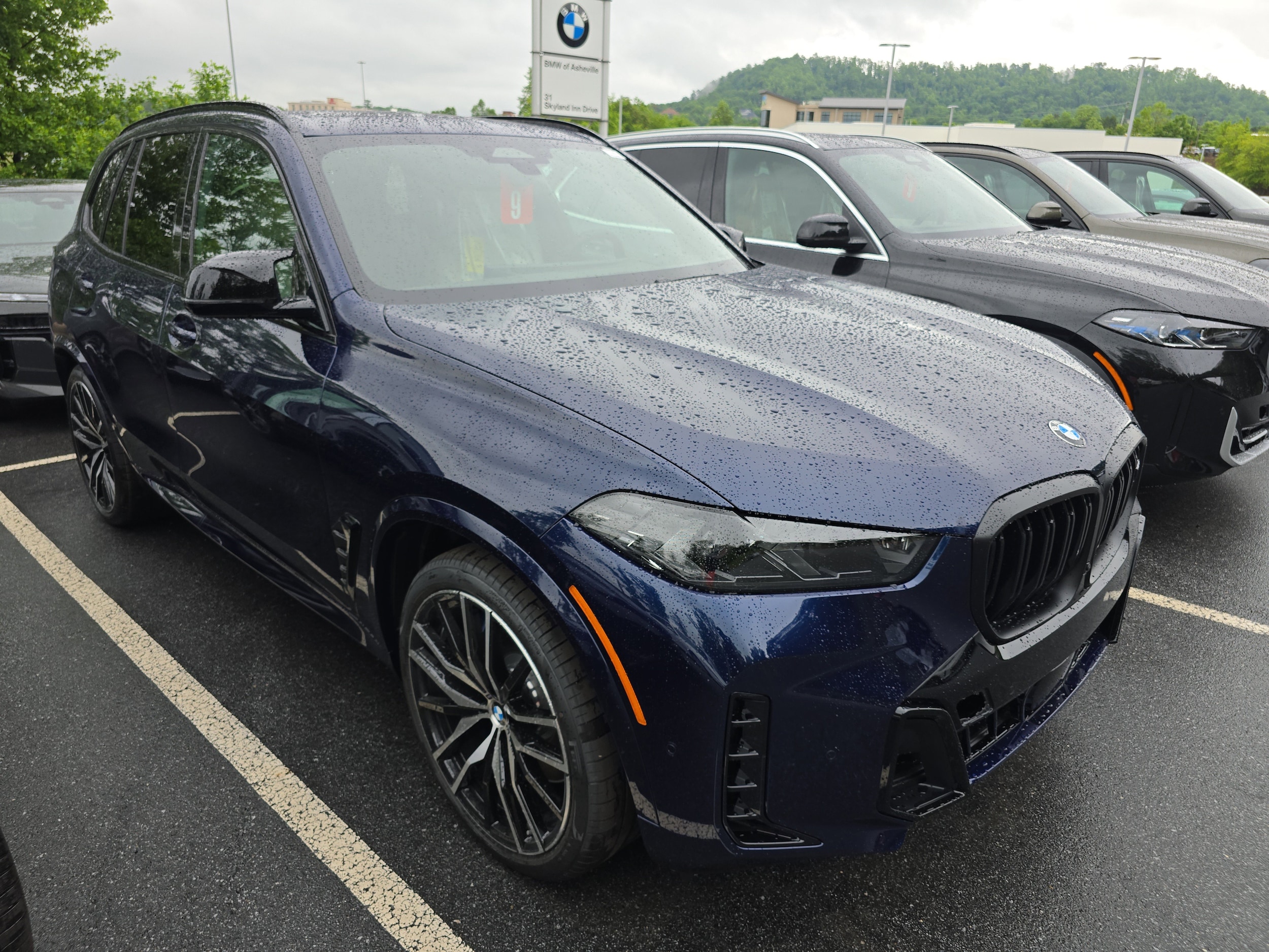 2026 BMW X5 M60i's photo