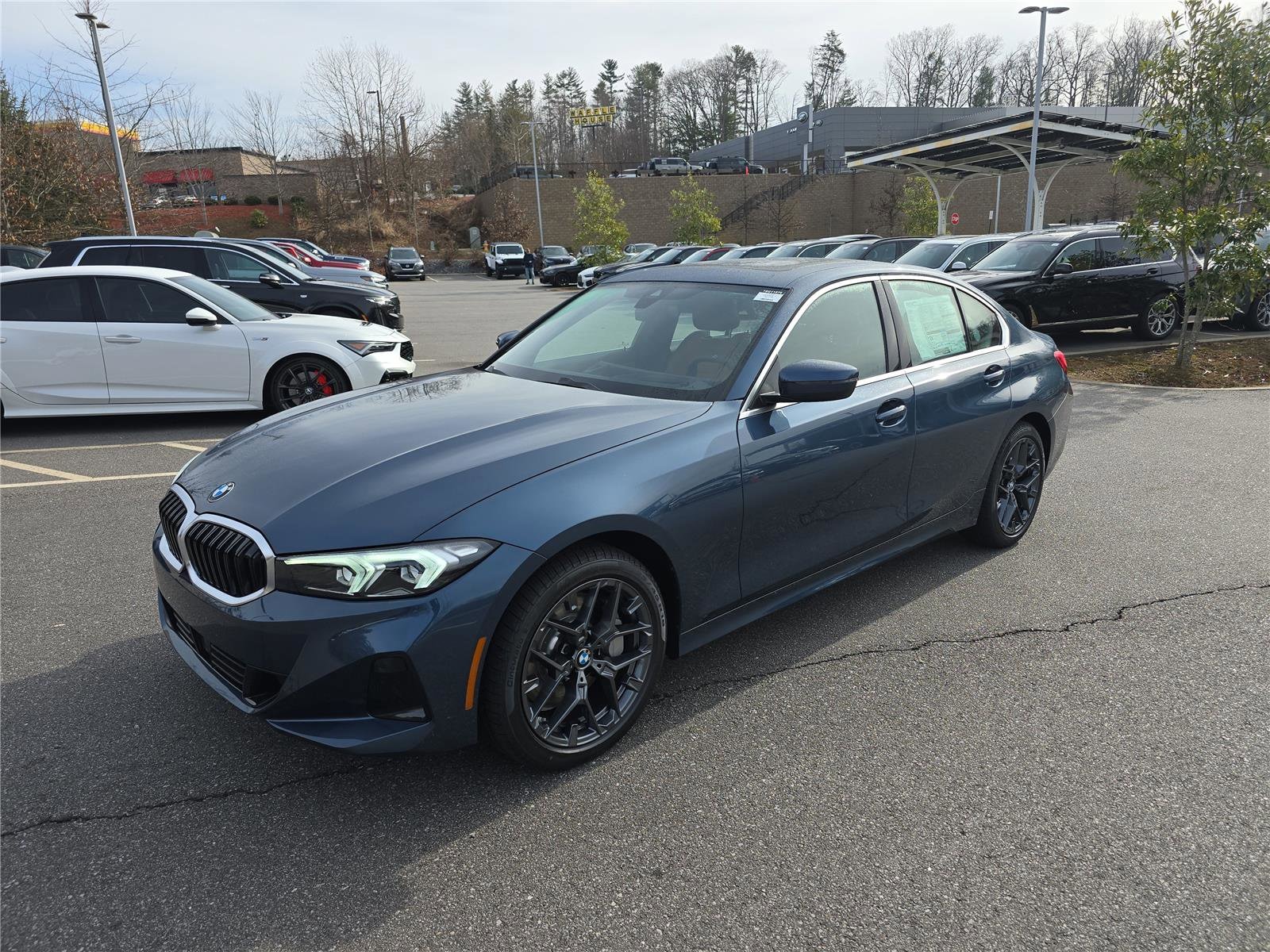 View vehicle photo 7