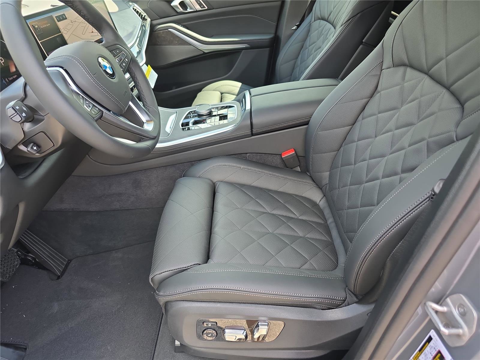 2026 BMW X5 40i - Photo 23