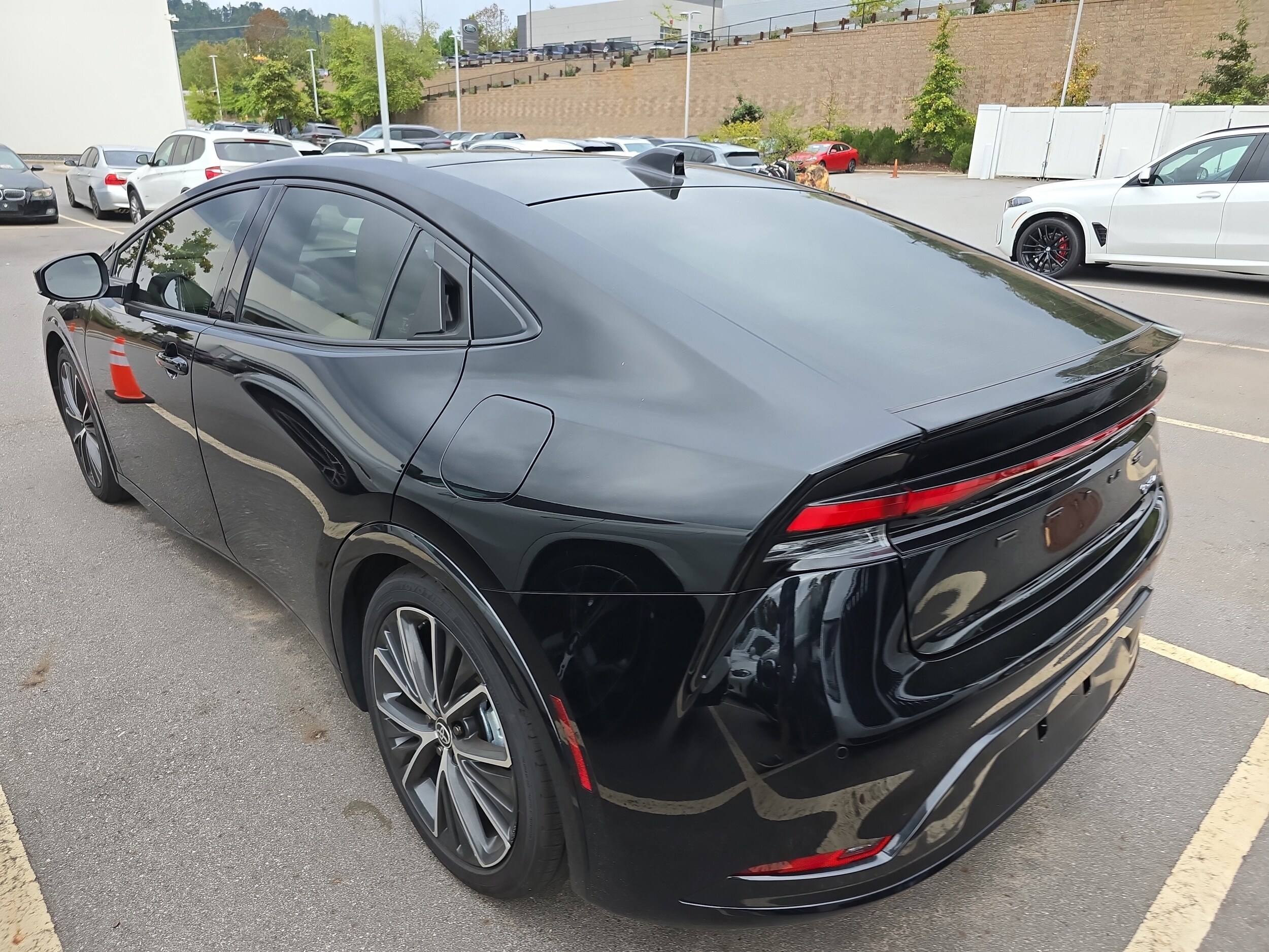 2024 Toyota Prius Limited photo 3