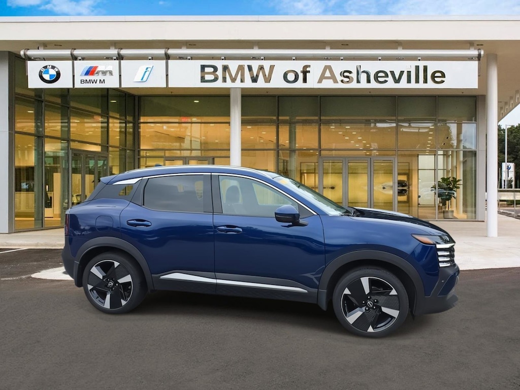 Used 2025 Nissan Kicks SR SUV