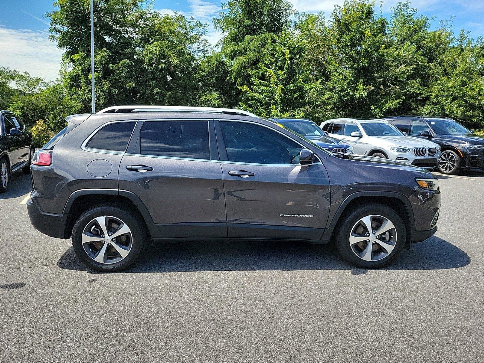 Used 2021 Jeep Cherokee Limited with VIN 1C4PJMDX1MD237881 for sale in Arden, NC