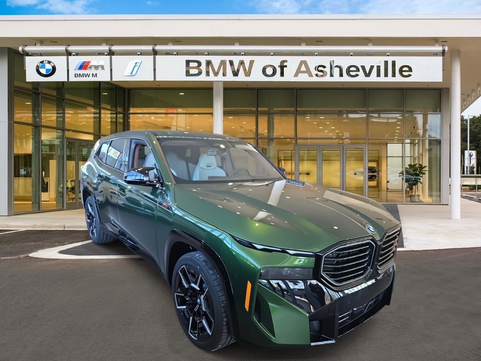 2026 BMW XM Base's photo